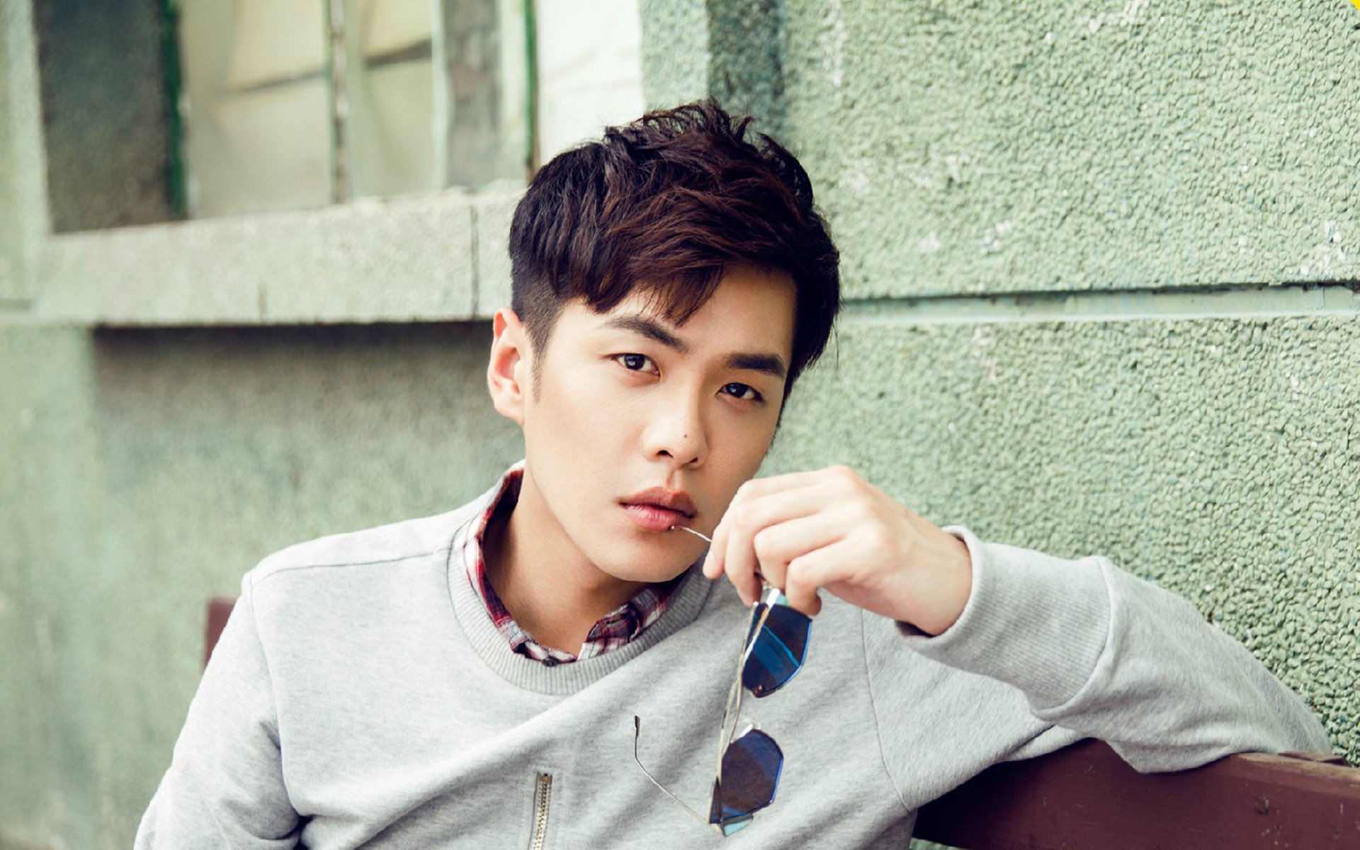 世俱杯网站-中国女将连日登顶 展现惊人耐力，中国女将连日登顶 展现惊人耐力的电影