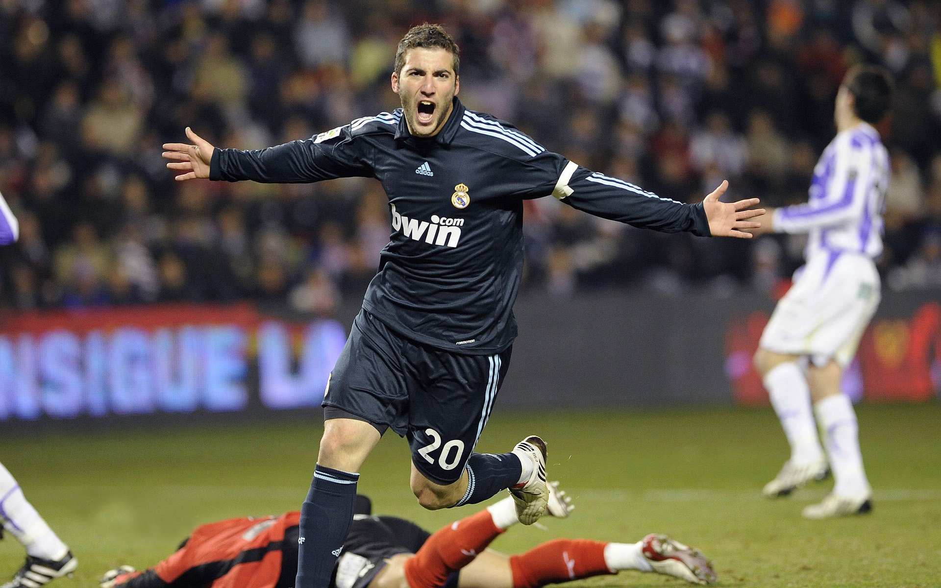 中超联赛中国青年队爆冷 球迷希望坚持青训路线，中超青训大户