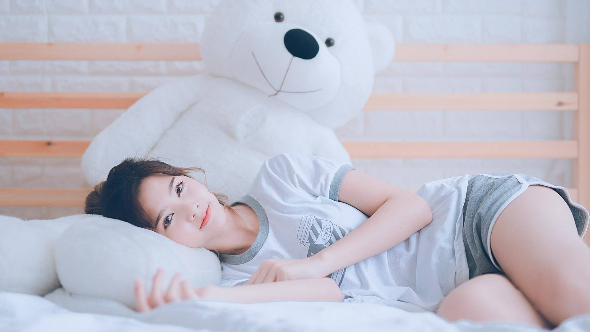 国家队长期无固定比赛主场影响凝聚力，国家队没比赛时队员干什么